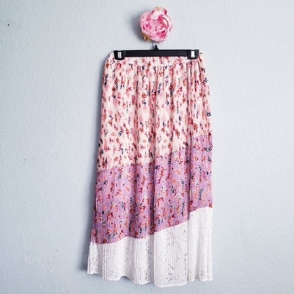 Anthropologie Laia Floral Lace Pleated Midi Skirt - Picture 7 of 8
